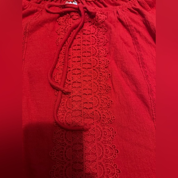 No Boundaries Vibrant Red Off-the-Shoulder Peasant Top - Picture 5 of 8